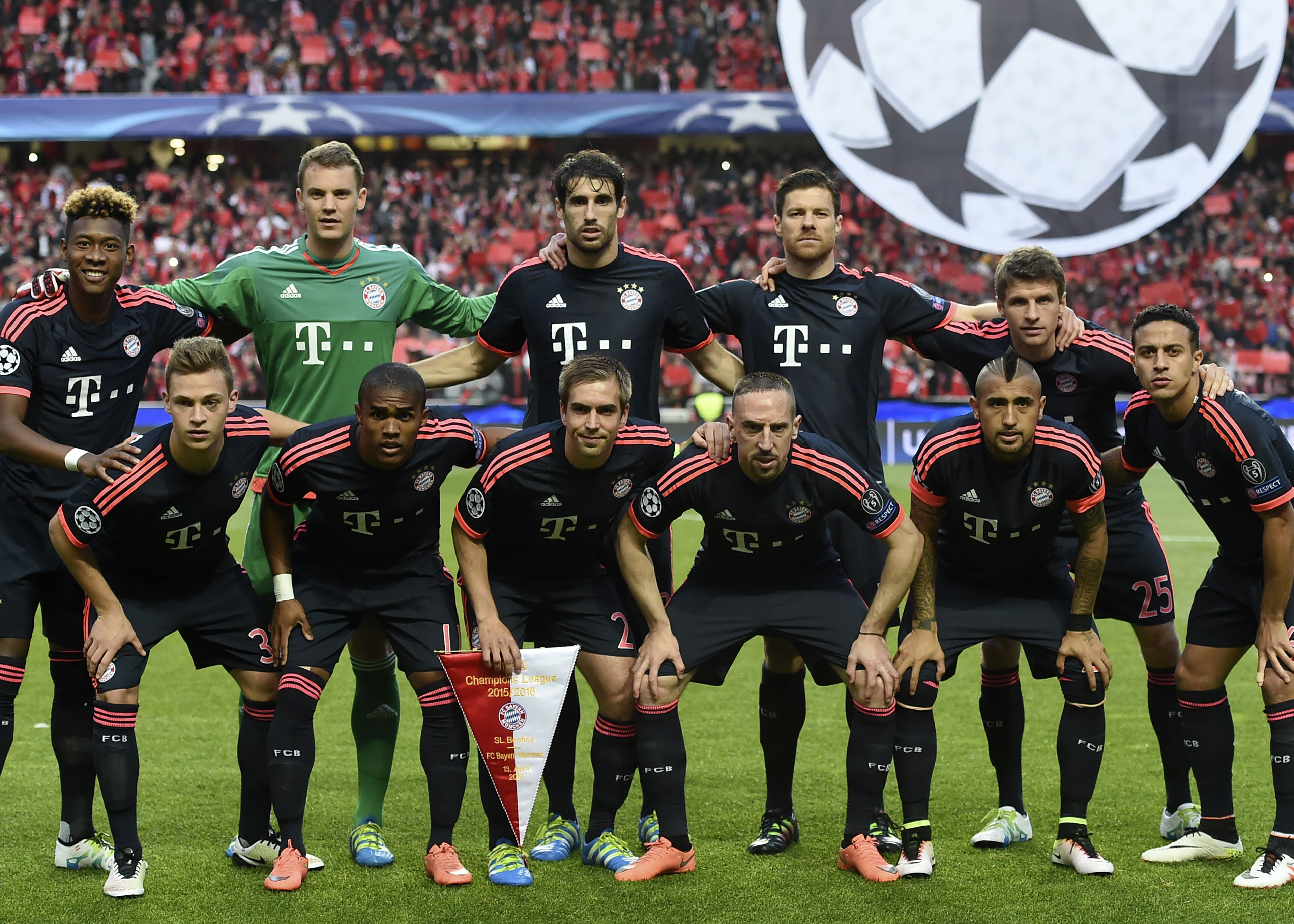 康宁汉姆半场15分7助攻，斯图尔特变身进攻端奇兵（康宁汉姆半场轰15分7助，斯图尔特化身进攻奇兵）